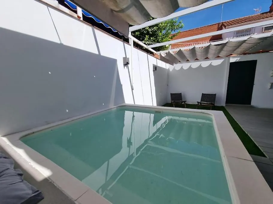 Casa Familiar En Sevilla Este 西班牙